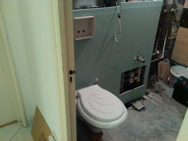 Instalatie sanitara facuta de mine.jpg
