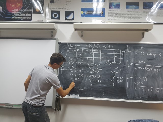 Nivel de pregatire peste orice postliceala de 9 luni .jpg